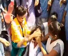 ''हिटलर मैडम' क्यों कर रही बेटियों पर अत्याचार ? | Mudde Ki Baat | Full Show | ABP Ganga