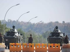 Myanmar Coup: जनता के विरोध प्रदर्शन को दबाने के लिए सेना ने सड़कों पर उतारे टैंक | Panchnama