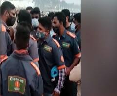 Mumbai | जुहू चौपाटीवर BMC Cleanup Marshal आणि नागरिकांमध्ये तुफान मारहाण | ABP Majha