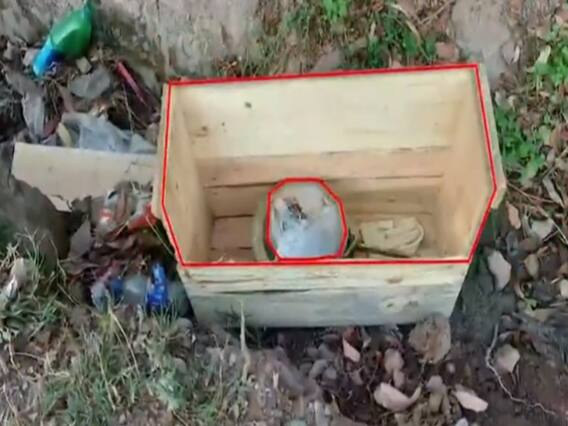 J&K: राजौरी के मांजाकोट में हाइवे पर मिला संदिग्ध प्रेशर कुकर, पूरे इलाके की नाकाबंदी