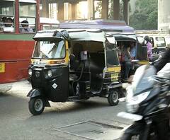 मुंबईतील रिक्षा-टॅक्सीची भाडेवाढ जाहीर होणार? मुंबई महानगर प्रदेश वाहतूक प्राधिकरणाची बैठक होणार