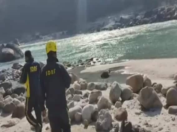 उत्तराखंड त्रासदी में अब तक 32 लोगों की मौत की पुष्टि | सुबह की बड़ी खबरें