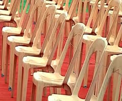 Gokul Milk | गोकुळच्या सभेतली गोंधळाची परंपरा पाहता यंदाही खुर्च्या बांधून ठेवल्या