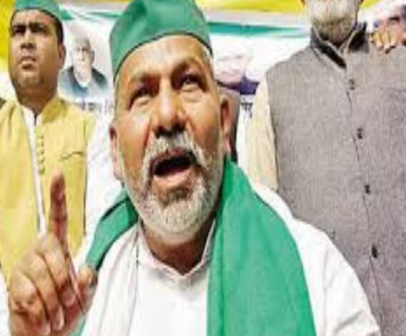 Kisan Andolan के बहाने अब खुलकर राजनीति पर उतरे हैं Rakesh Tikait ? | Mudde Ki Baat 