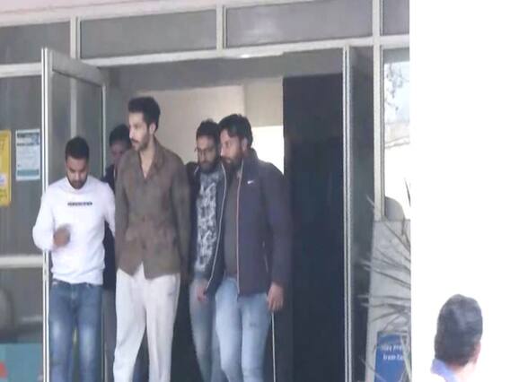 1 लाख के इनामी लक्खा सिधाना की बठिंडा में खुले आम रैली से उठे सवाल | इंडिया चाहता है