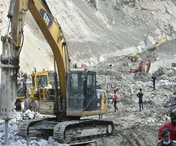 तपोवन टनल से 2 और शव बरामद, अब तक 58 लोगों के शव मिले। 