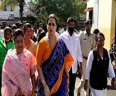 Rural News | उस्मानाबादच्या पीडितेच्या भेटीला चित्रा वाघ | माझं गाव माझा जिल्हा | 02 फेब्रुवारी 2021