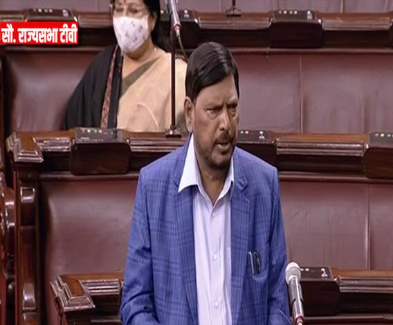 Go Corona Go के बाद Ramdas Athawale ने कृषि कानून पर बनाई कविता, आज भी सुनिए | Rajya Sabha 