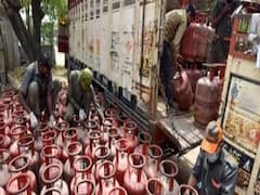 Budget 2021: ઉજ્જવલા યોજના હેઠળ વધુ એક કરોડ લાભાર્થીઓને જોડવામાં આવશેઃ નાણામંત્રી