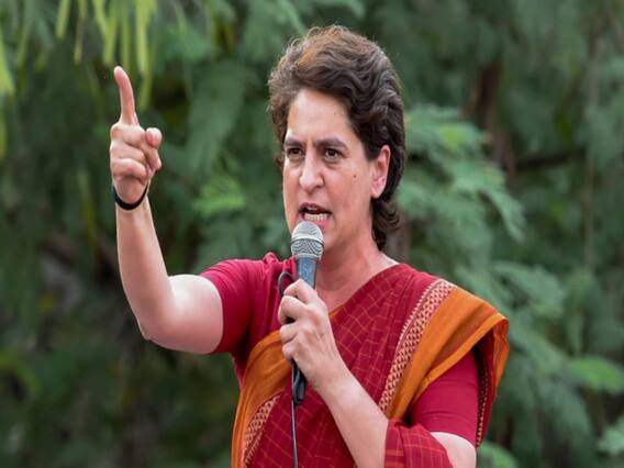 दिल्ली से रामपुर रवाना हुईं Priyanka Gandhi, Tractor Rally में मारे गए शख्स के परिजनों से मिलेंगी