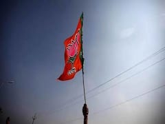 local body election: સુરત મનપાની ચૂંટણીમાં ભાજપમાંથી કોને કોને અપાઇ છે ટિકિટ?