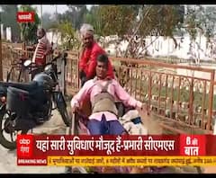 जिला अस्पताल में स्ट्रेचर और व्हीलचेयर की जगह ठेले पर मरीज। 