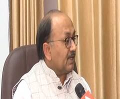 Priyanka और Rahul Gandhi को क्या सलाह देना चाहते हैं Sidharth Nath Singh ? | ABP Ganga 