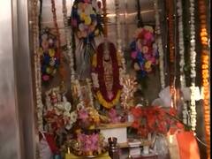 Chandni Chowk : रातों-रात बना हनुमान मंदिर, दर्शन करने पहुंचे AAP के नेता दुर्गेश पाठक