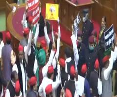 यूपी विधानसभा के रास्तों पर बैरिकेडिंग, विपक्ष के प्रदर्शन को देखते हुए लिया फैसला | ABP Ganga 