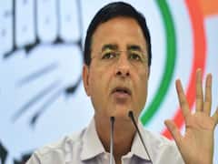 Farmers Protest : Congress ने Rihanna के बहाने सरकार पर साधा निशाना