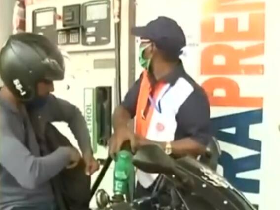 Petrol-Diesel और LPG सिलिंडर के दाम में लगी 'आग', पेट्रोल की मंहगाई के पीछे राजनीति या आर्थशास्त्र