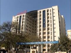 Ahmedabad :સોલા સિવિલમાં ચોરીની તપાસના વિરોધમાં વર્ગ-4ના કર્મચારીઓની  હડતાળ