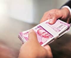 तुमचा पगार भरघोस वाढण्याची शक्यता! 2021 मध्ये 88% कंपन्या कर्मचाऱ्यांच्या पगारवाढीसाठी अनुकूल