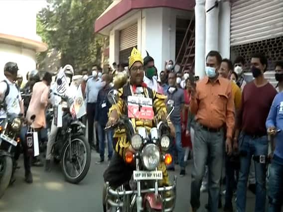 Road Safety Campaign: जागरूकता फैलाने Mumbai की सड़कों पर निकले सैकड़ों Bike Riders
