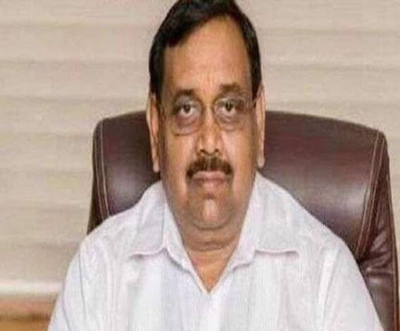 Mining Scam: Akhilesh Yadav के करीबी रिटायर्ड IAS सत्येंद्र सिंह पर CBI का शिकंजा | @ABPGanga 