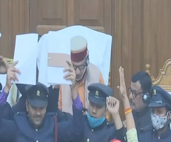 यूपी में Love Jihad अब जुर्म है !, पास हुआ बिल, रोक नहीं पाया विपक्ष | Mudde Ki Baat 