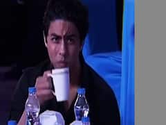 ..जब आर्यन के सामने प्रीति जिंटा ने खरीदा शाहरुख को ! | खबर फिल्मी है