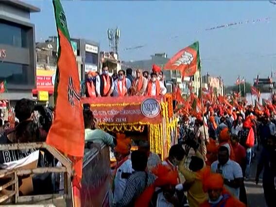 Ahmedabad : અમદાવાદમાં સીઆર પાટીલનો રોડ શો , માસ્ક અને સોશિયલ ડિસ્ટન્સિંગનો સત્યાનાશ