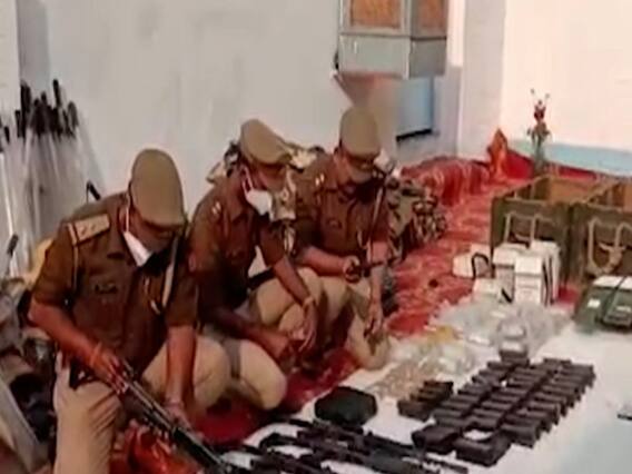 Uttar Pradesh : SP के सामने फेल हुए बाराबंकी के पुलिसकर्मी, हथियार चलाने में हो गए नाकाम