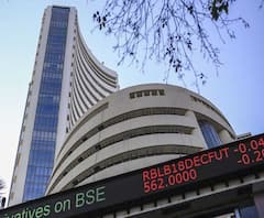 Union Budget 2021: বাজেটের পরদিনও চাঙ্গা শেয়ারবাজার, ৫০ হাজার ছুঁয়েছে সেনসেক্স