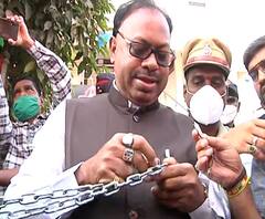 वीजबिल सवलतीच्या मुद्द्यावर भाजपचं 'तालाठोको' आंदोलन, तर इंधन दरवाढीविरोधात शिवसेनेकडून आंदोलन