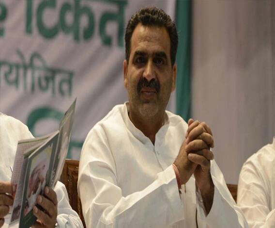 Sanjeev Balyan ने पूछा- 5 मिनट में मस्जिद से घोषणा कैसे हो गई ? | Baat To Chubhegi 