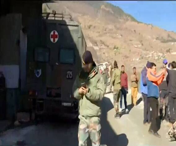 ग्लेशियर टूटने से आया सैलाब, ढह गई सुरंग..चमोली में अभी तक क्या-क्या हुआ। 