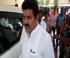 Pooja Chavan Suicide Case | संजय राठोड अखेर माध्यमांसमोर, आरोपांविषयी काय बोलणार राठोड?