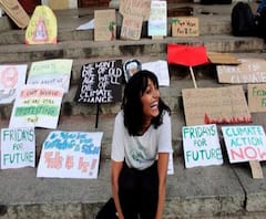  Disha Ravi : दिशा रवीच्या अटकेनंतर राजकारण सुरु, काय आहे प्रकरण? टूलकिट काय आहे?