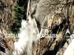 Joshimath Glacier Collapse: ऋषि गंगा पावर प्रोजेक्ट को पहुंचा नुकसान, देखिए डराने वाली तस्वीरें