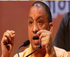 CM Yogi Adityanath ने बाल पुरस्कार विजेताओं को सम्मानित किया। @ABPGanga 