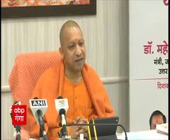 CM Yogi Adityanath का बड़ा हमला, कहा- समय से पूरी नहीं होती थी सरकारी योजनाएं | ABP Ganga 