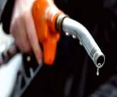 तेल की बढ़ती कीमतों से क्यों डर रहे हैं पेट्रोल पंप ? | Mudde ki Baat 