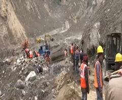 Uttarakhand में जारी है रेस्क्यू ऑपरेशन, तबाही ने छोड़े हैं गहरे निशान | Chamoli Glacier Burst 