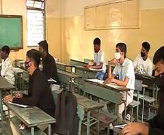 महाविद्यालयं आणि शाळांवर पुन्हा निर्बंध? महाराष्ट्रात पुन्हा लॉकडाऊन होणार का? स्पेशल रिपोर्ट