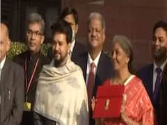 Budget 2021 : बजट से पहले प्री ओपनिंग में शेयर बाजार में उछाल 