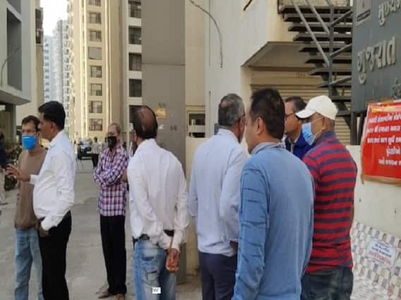 Rajkot માં આ સોસાયટીના લોકો મતદાનનો બહિષ્કાર કરશે, જુઓ વીડિયો