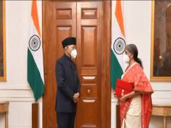 Budget 2021: पारंपरिक बहीखाते की जगह डिजिटल बजट पेश करेंगी वित्त मंत्री Nirmala Sitharaman