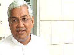 ખાતર ઉત્પાદક કંપનીઓએ ખાતરમાં કોઇ ભાવ વધારો કર્યો નથીઃ આર.સી.ફળદુ