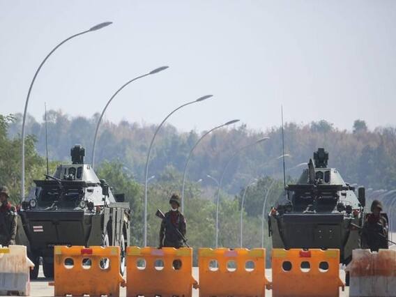 Myanmar Coup: क्या म्यांंमार में हुए तख्तापलट से भारत को होगा नुकसान? | Special Report