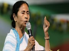 West Bengal Elections: Mamata Banerjee ने तेज किए BJP पर हमले, लेफ्ट और Congress को लेकर माइंडगेम