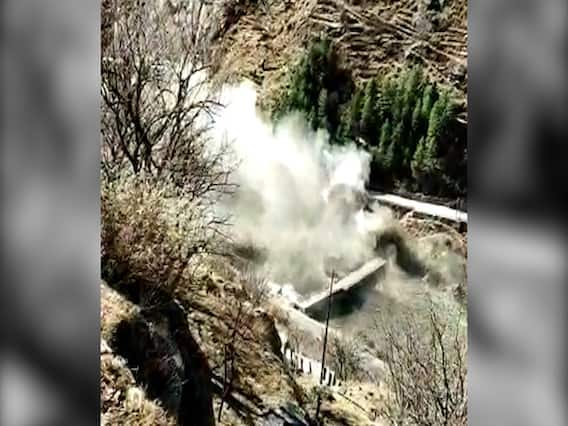 Tapovan Tunnel से चार शव बरामद, बाकी फंसे लोगों को बचाया गया | Chamoli Glacier Burst 