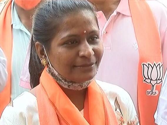Surat: ગરીબ પરિવારની દીકરી દિવ્યાને ભાજપે બનાવી છે ઉમેદવાર
