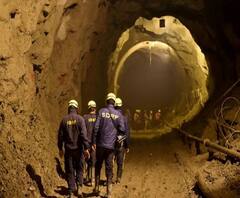 Tapovan Tunnel से एक और शव बरामद, मृतकों की संख्या बढ़कर हुई 60| Glacier burst